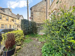 Photo 9- click for photo gallery